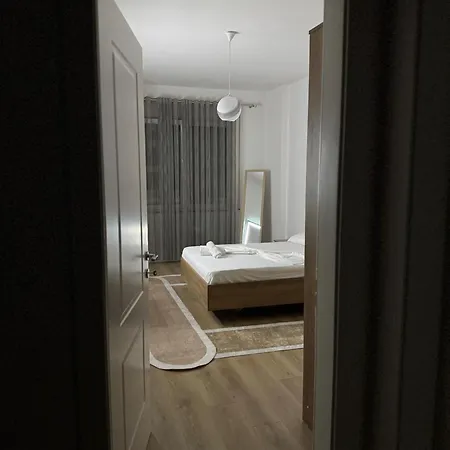 Διαμέρισμα Bright & Roomy *