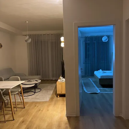 Bright & Roomy * Τίρανα