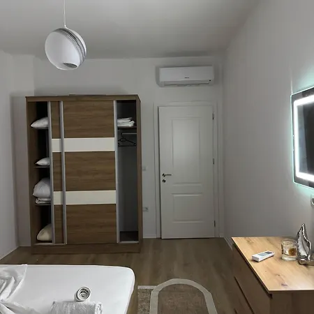 Διαμέρισμα Bright & Roomy *