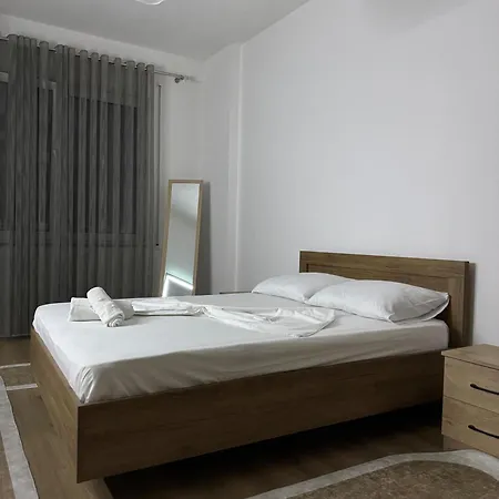 Bright & Roomy * Τίρανα
