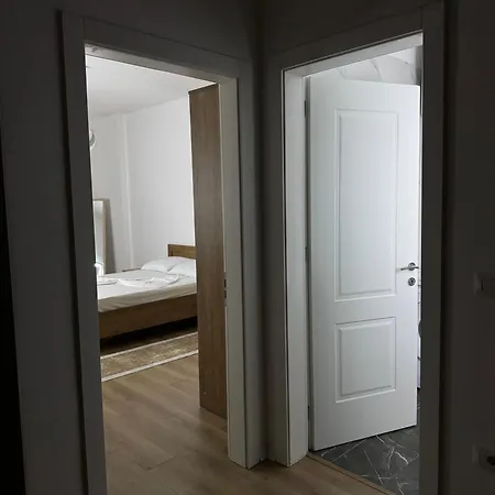 Διαμέρισμα Bright & Roomy